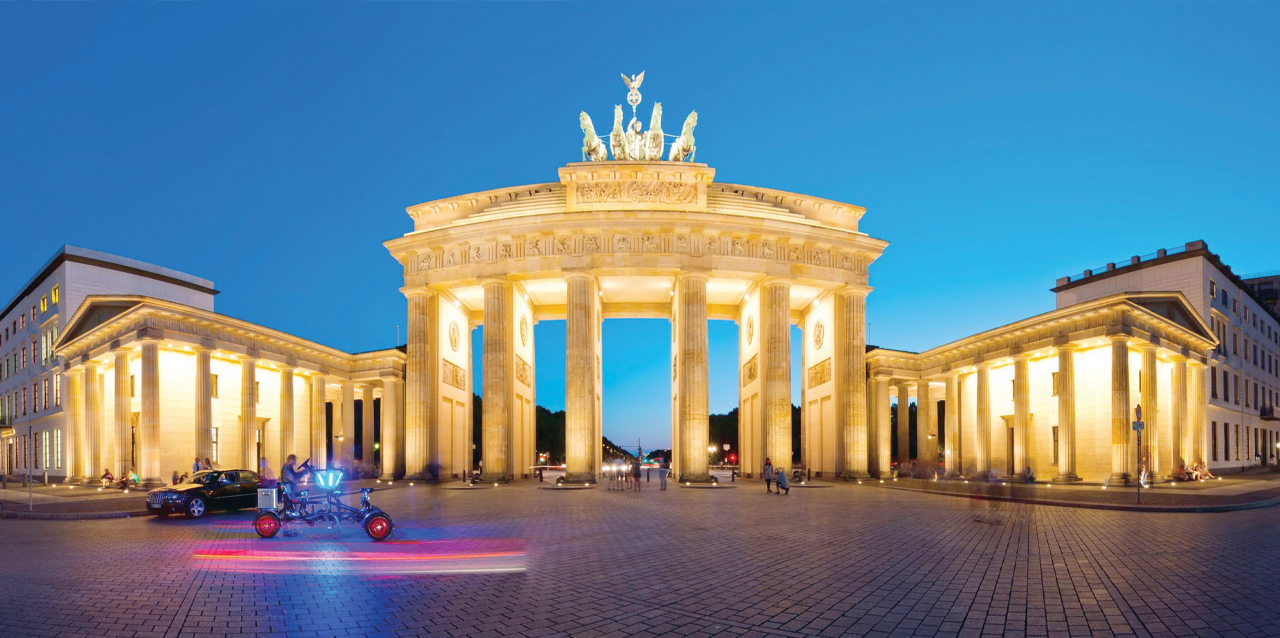 Vista panorámica de la Plaza de París en Berlín