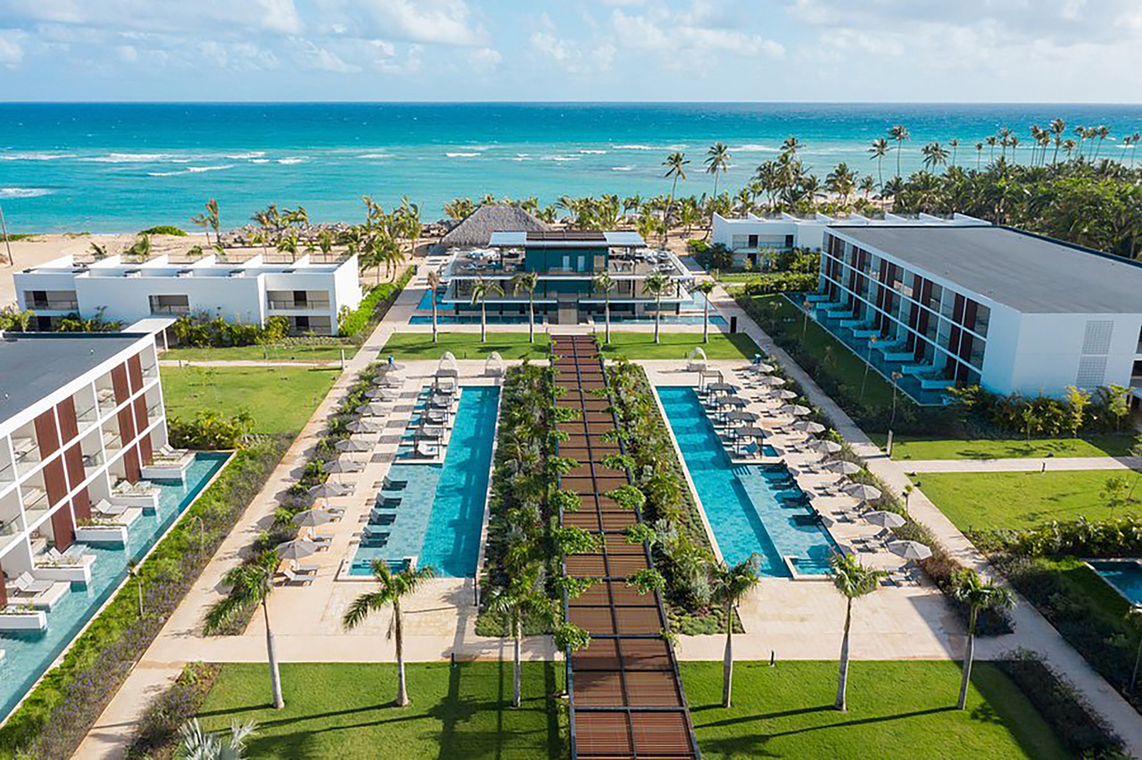 Vista aérea de complejo Live Aqua Beach Resort Punta Cana