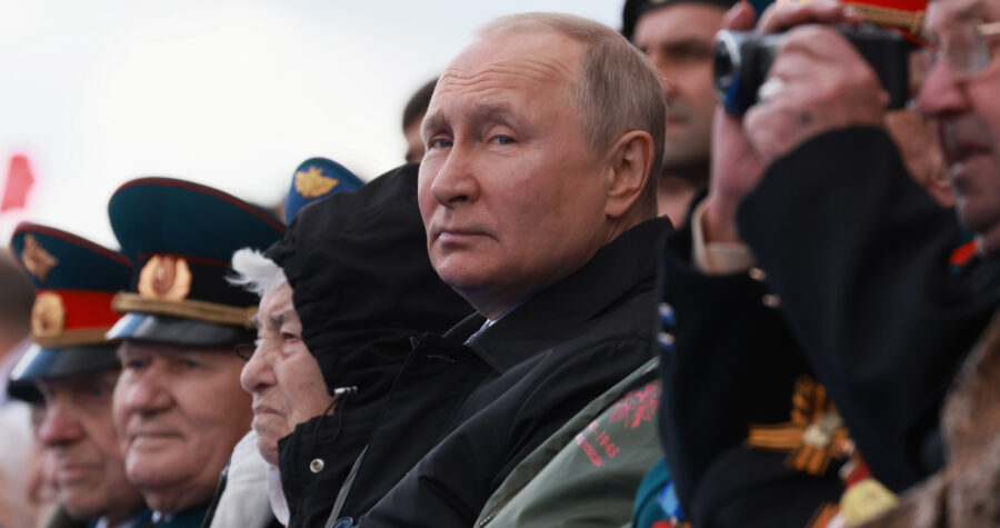 Vladimir Putin participó en el 77 aniversario de la victoria soviética