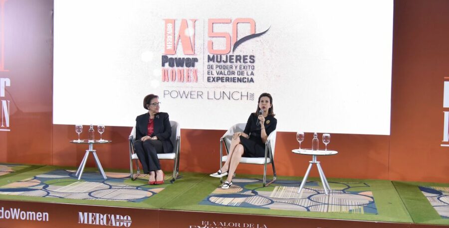 Panel: Solidaridad con sello femenino