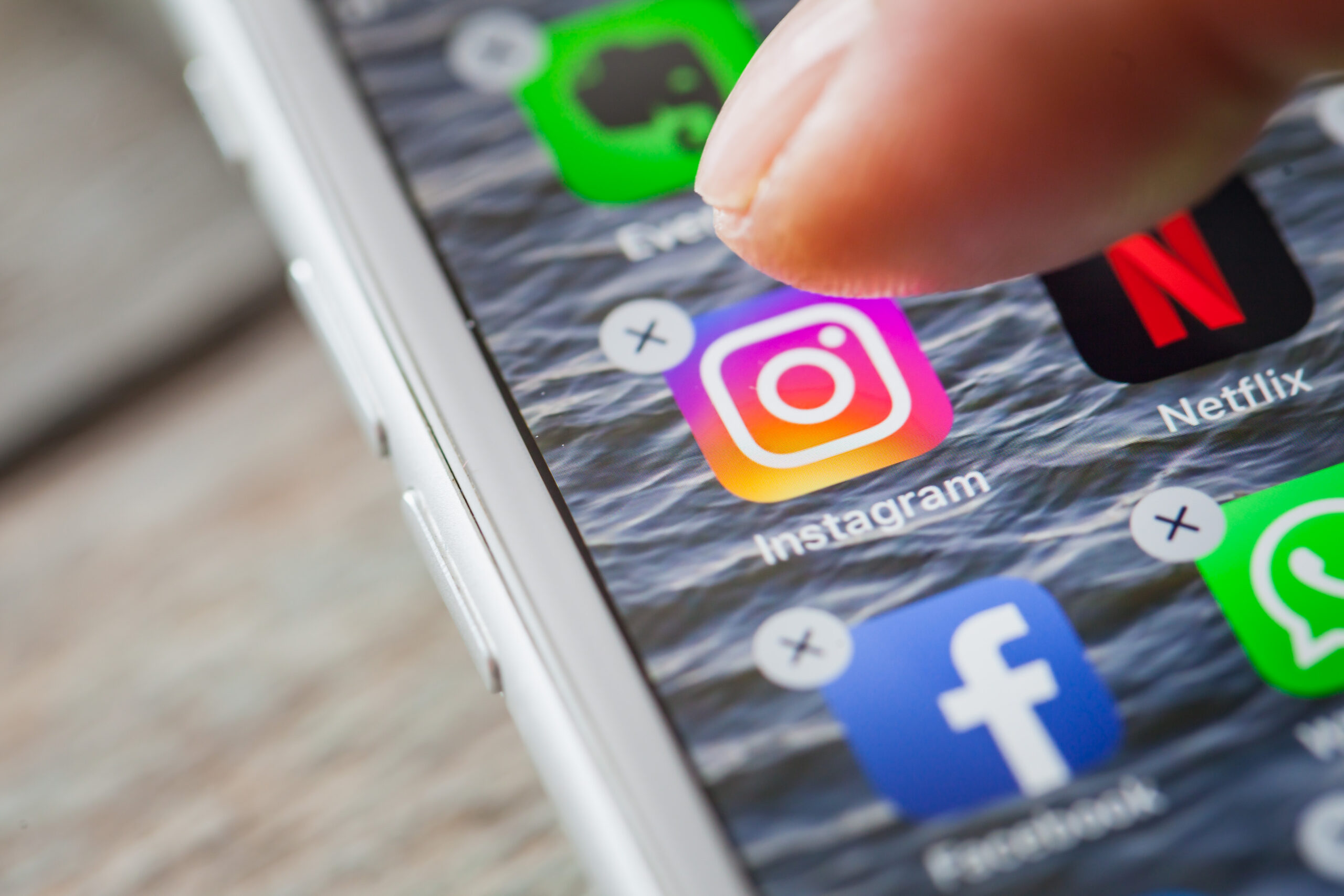 europa podria quedarse sin facebook ni instagram