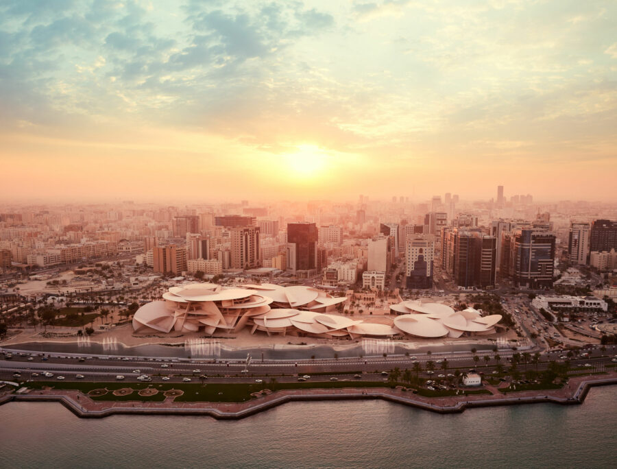 museo nacional de qatar https://www.visitqatar.qa/es-es