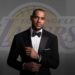 lebron james es el unico jugador en activo de la nba con mas de mil millones de dolares de patrimonio