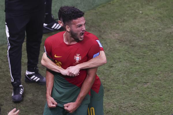 Gonçalo Ramos celebra con rabia. Foto: EFE.